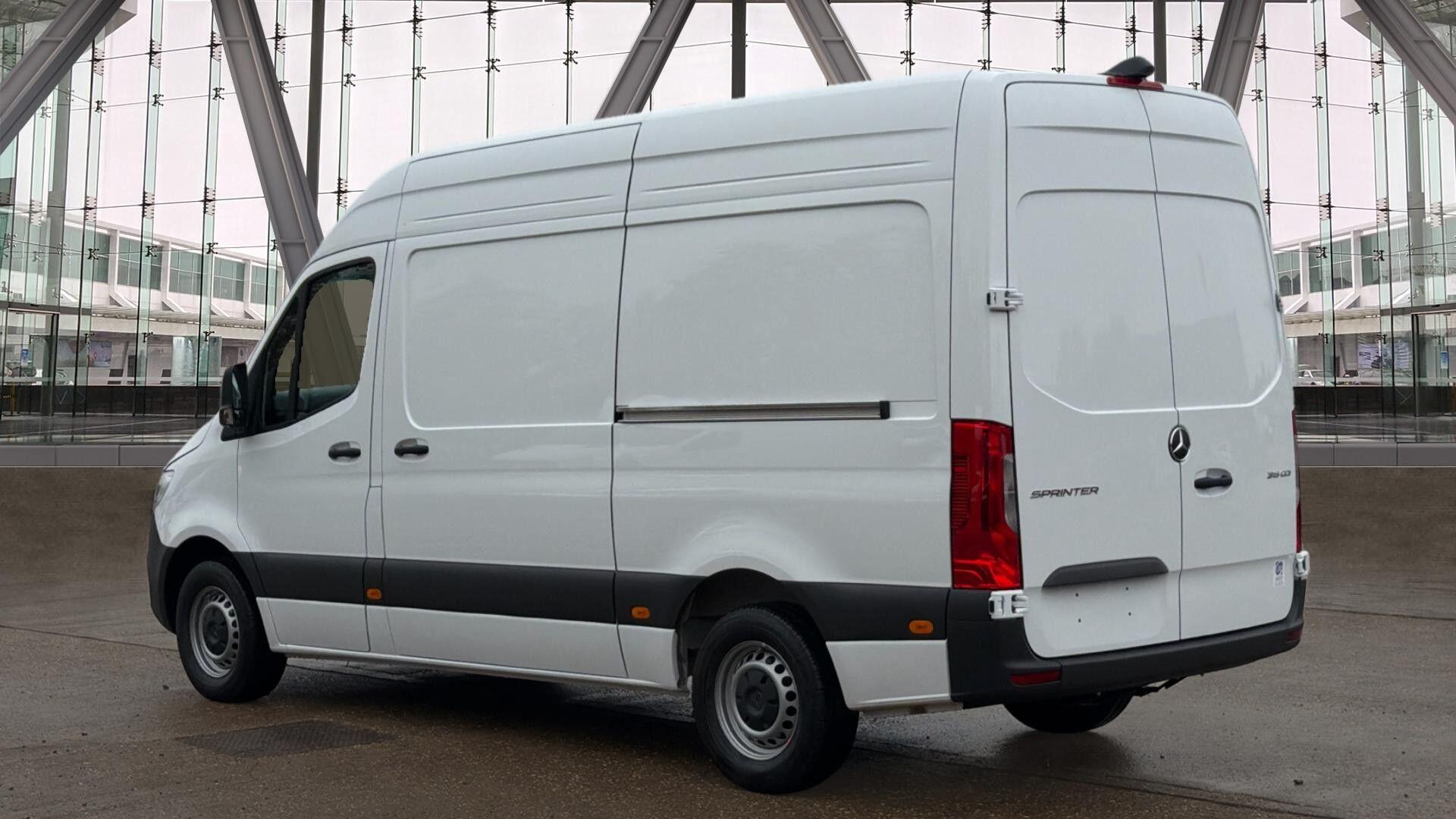 2.0 315 CDI PRO RWD L2 H2 - FRIDGE DZ Image 18