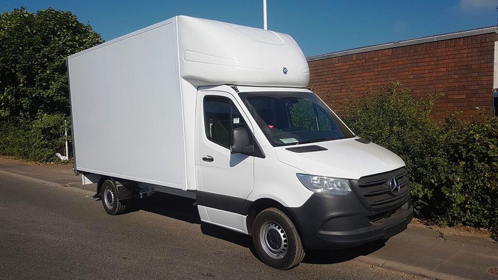 2.0 315 CDI RWD L3 Luton w/Tail Lift