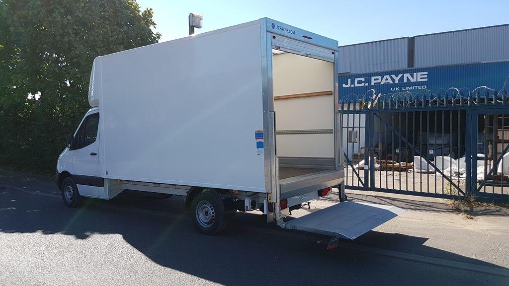 2.0 315 CDI RWD L3 Luton w/Tail Lift Image 24