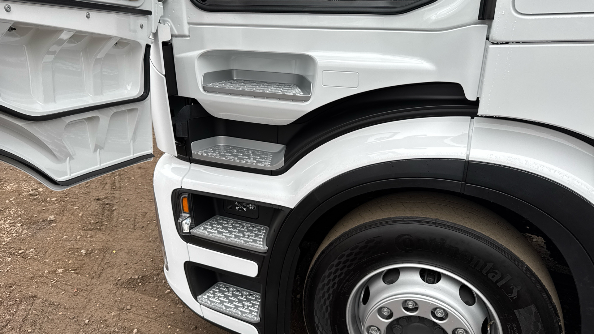 Mercedes-Benz Actros L 2548LS ProCabin Bigspace - Brand New Image 44