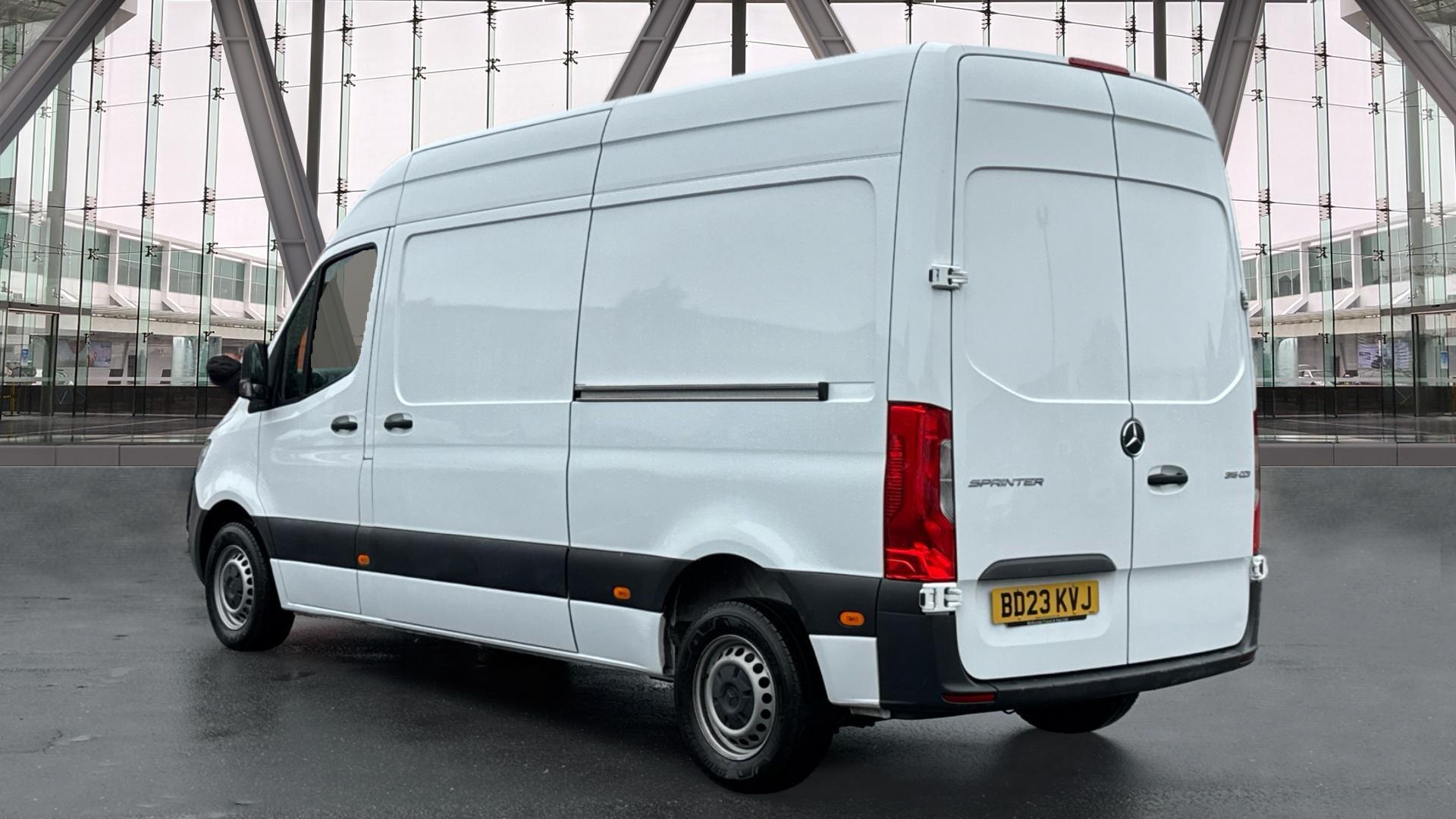 315 CDI Progressive FWD L2 H2 Eu6 150PS Image 17