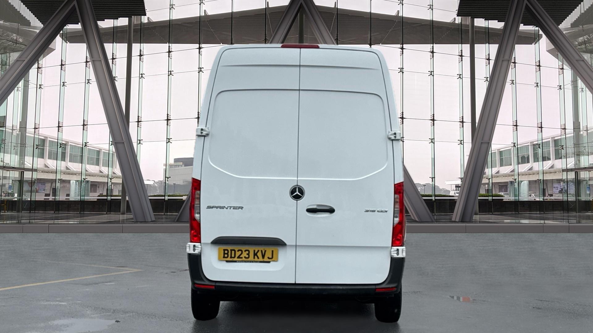 315 CDI Progressive FWD L2 H2 Eu6 150PS Image 20