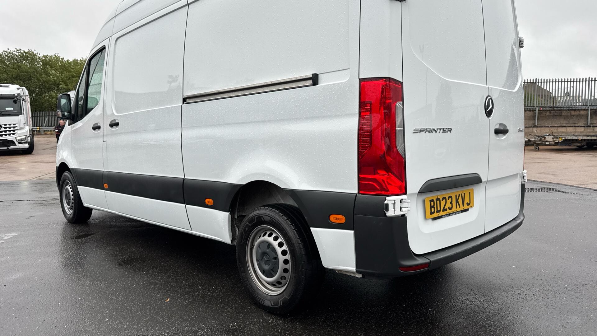 315 CDI Progressive FWD L2 H2 Eu6 150PS Image 39