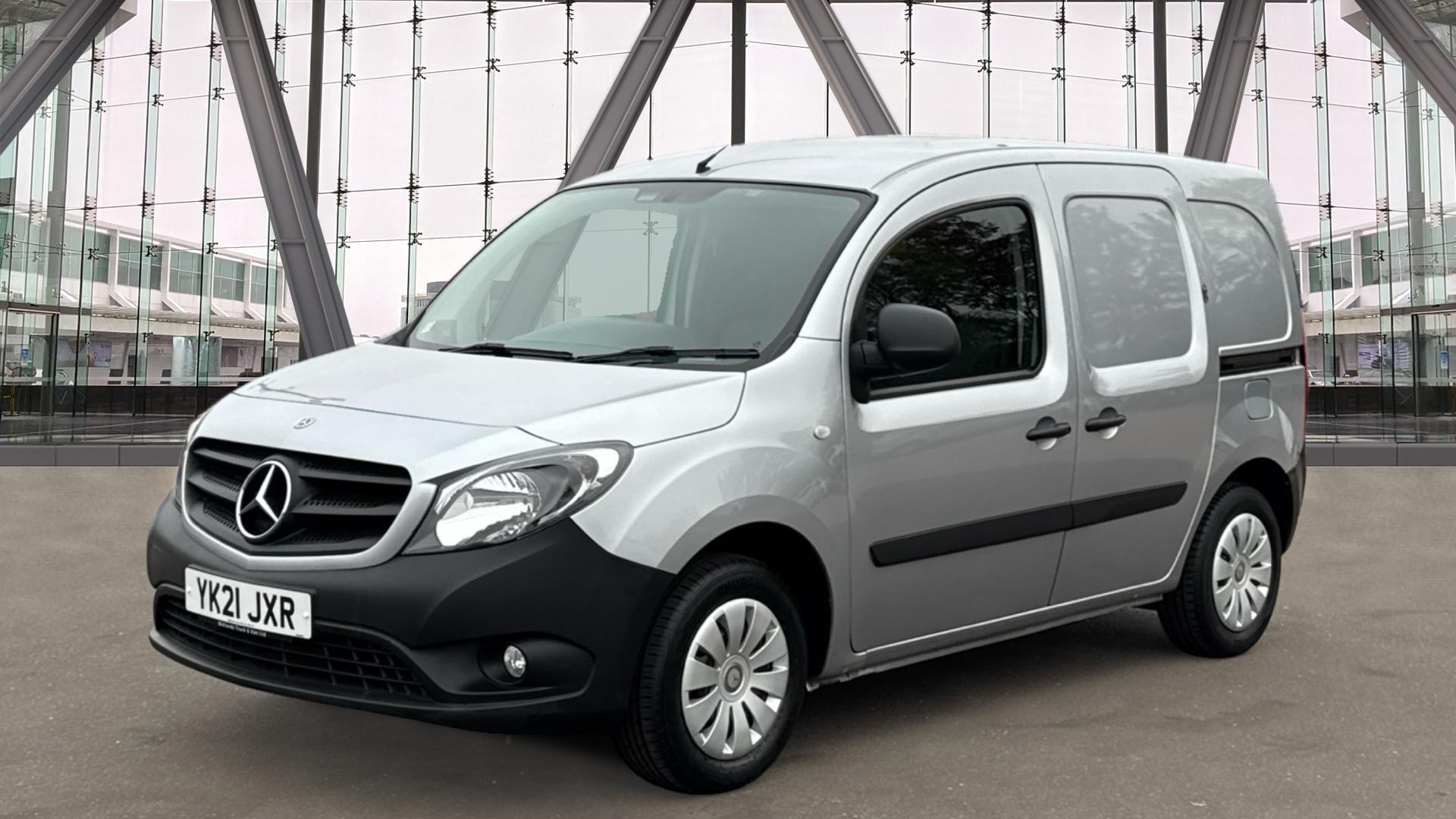 109 CDI Pure Panel Van L2 Eu6 94PS Image 15