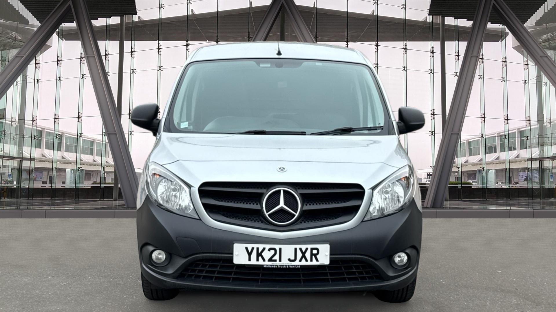 109 CDI Pure Panel Van L2 Eu6 94PS Image 19
