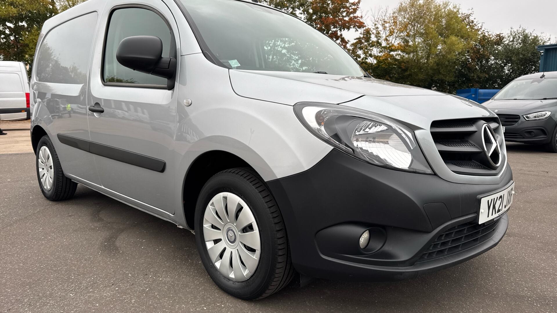 109 CDI Pure Panel Van L2 Eu6 94PS Image 41