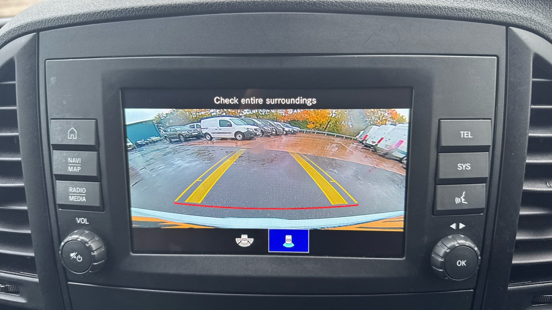2024/24 MERCEDES-BENZ VITO 116CDI Premium Crew Van 9G-Tronic L3 Eu6 163PS Image 34
