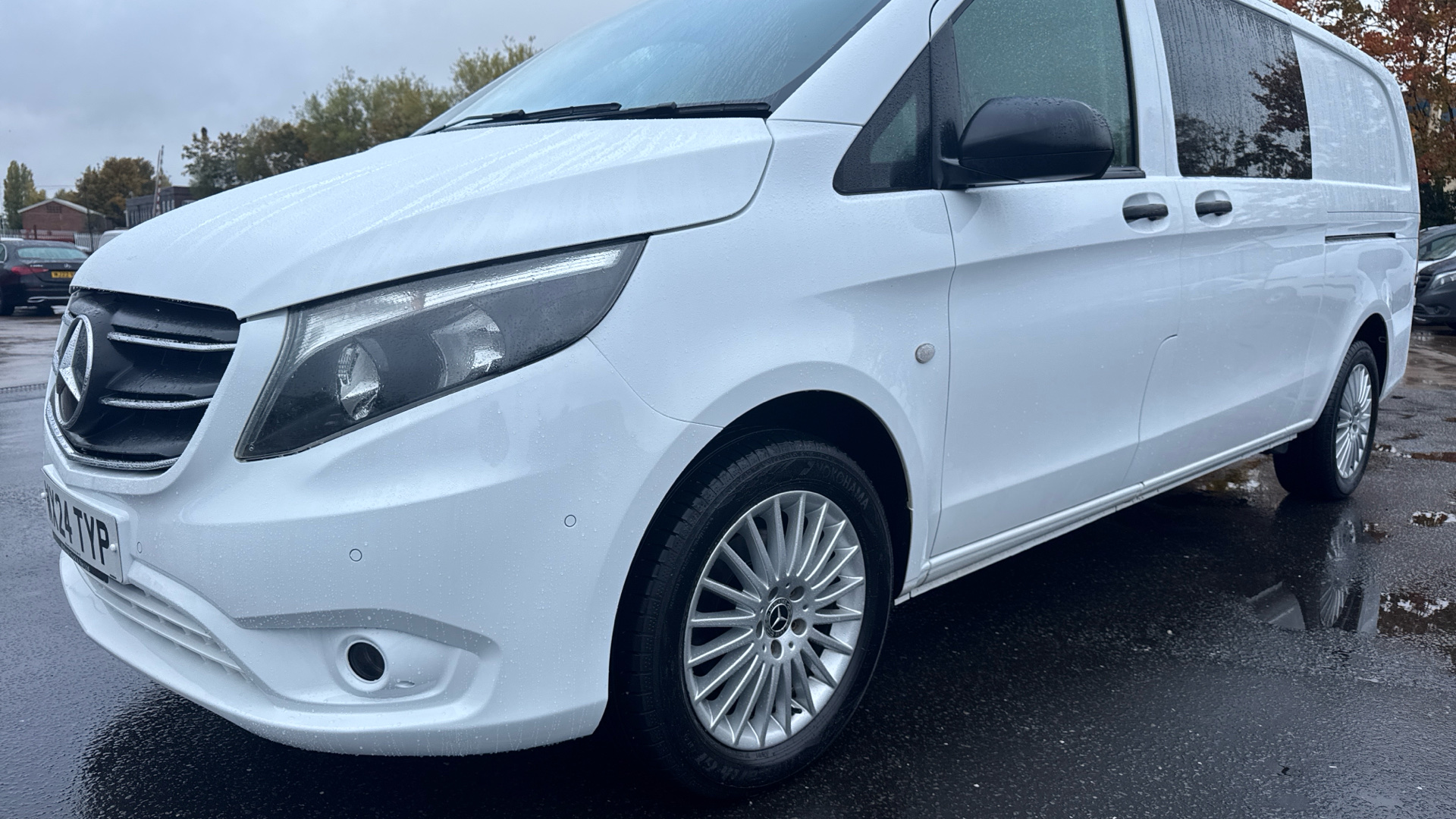 2024/24 MERCEDES-BENZ VITO 116CDI Premium Crew Van 9G-Tronic L3 Eu6 163PS Image 44