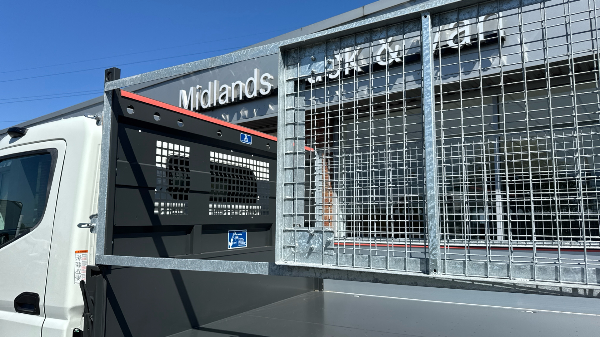 Mitsubishi Canter 3C13 Duonic Tipper with Mesh Cage - Brand New Image 33