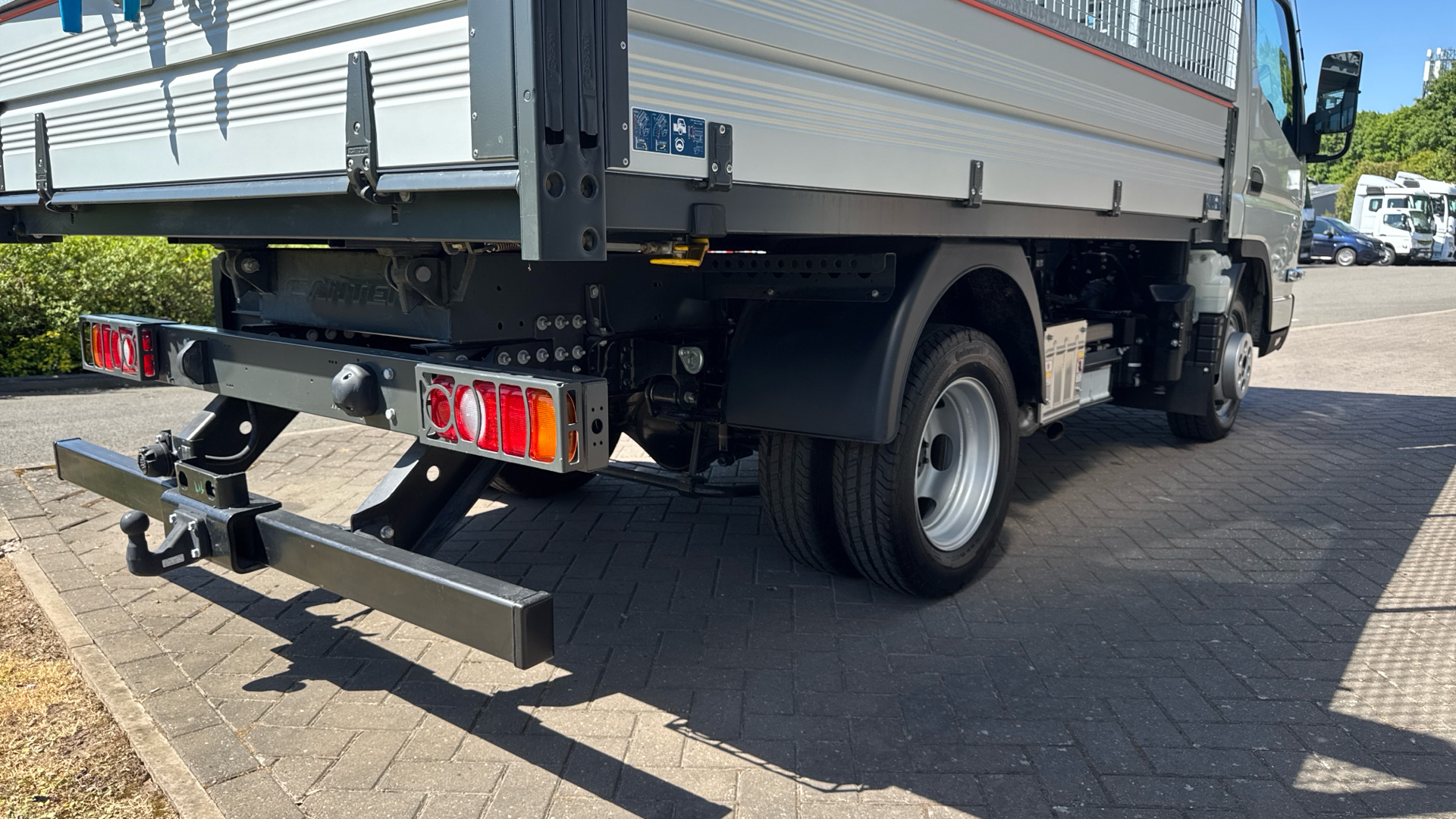 Mitsubishi Canter 3C13 Duonic Tipper with Mesh Cage - Brand New Image 46