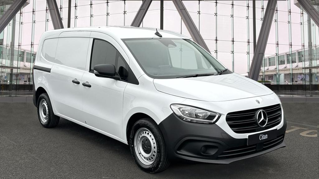 1.5 110 CDI BASE L2 Euro 6 (s/s) 6dr