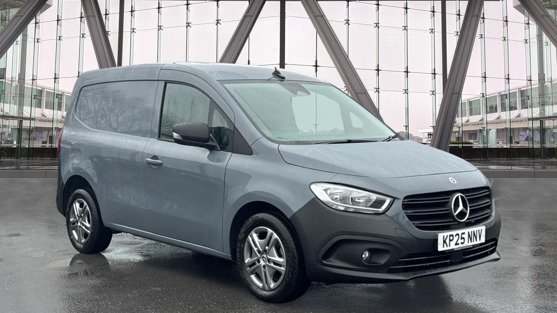 110CDI PRO 7Speed Auto L1 Panel Eu6 95PS